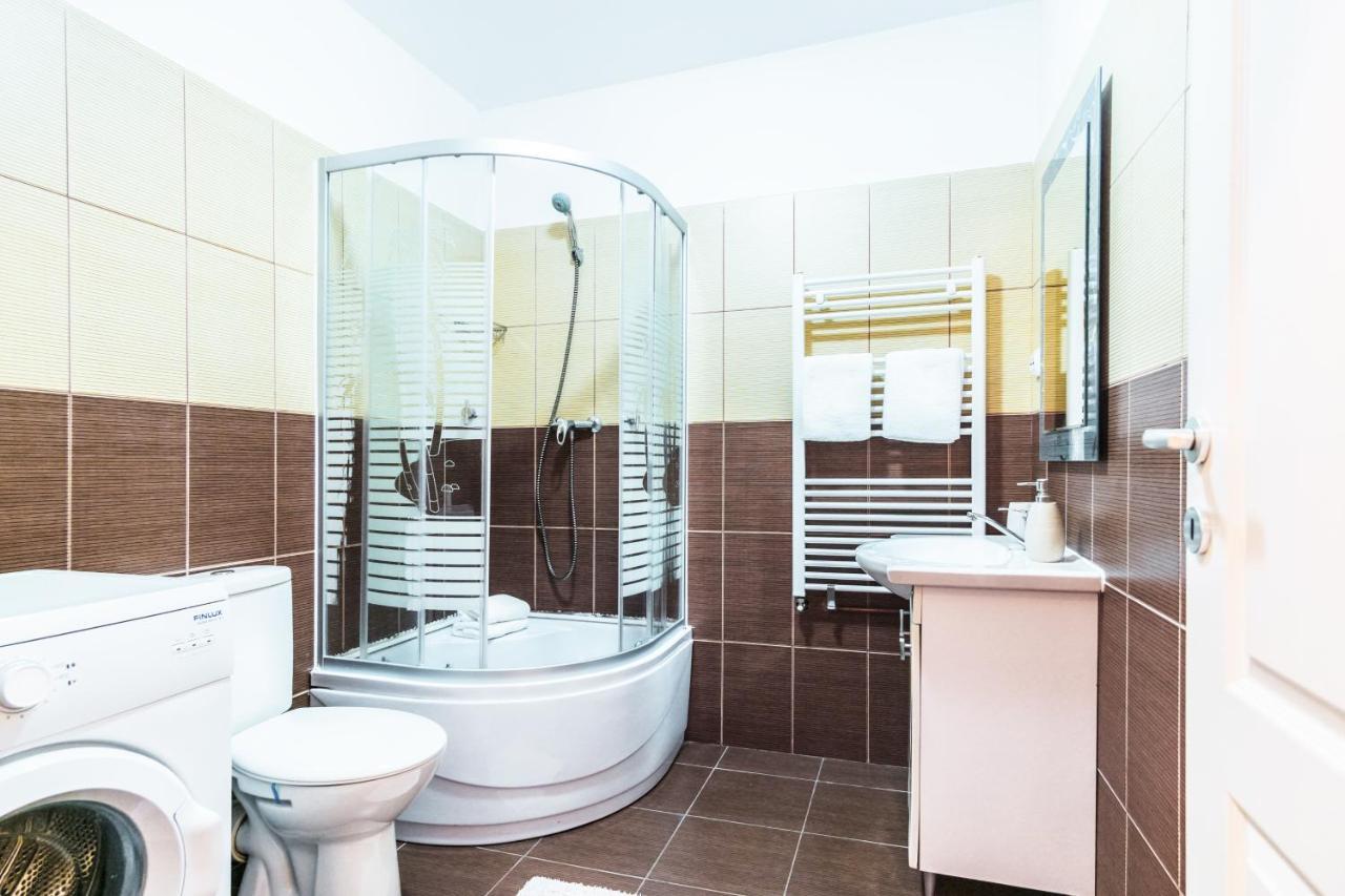 Sunny Old Town Apartment Braşov Eksteriør bilde